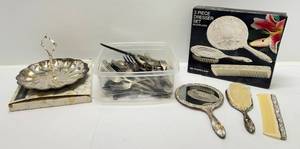 lot 41 image: Misc. Silverplate Items & More