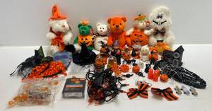 lot 133 image: Misc. Halloween Items