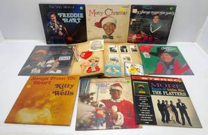 lot 192 image: Misc. Vintage Items Including Albums & Scrap Book (Includes Vintage Valentines & More)