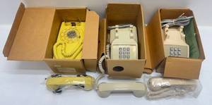 lot 199 image: Vintage Telephones