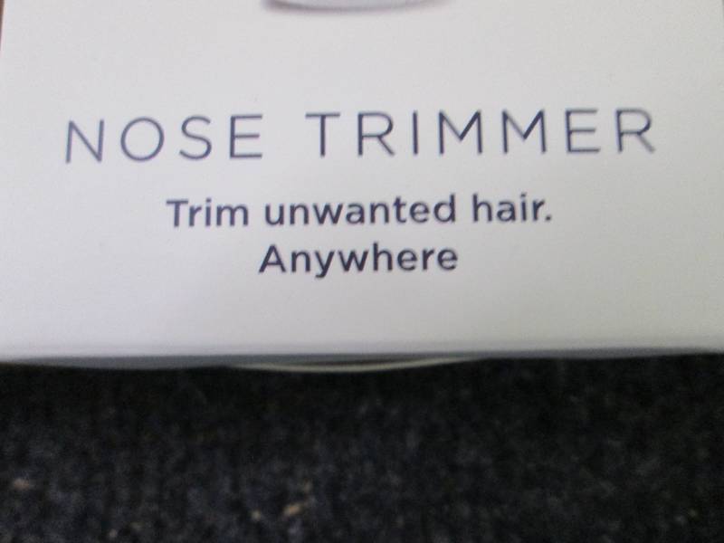 lot 283 image: 4 Pop Sonic Nose & Ear Hair Trimmer...