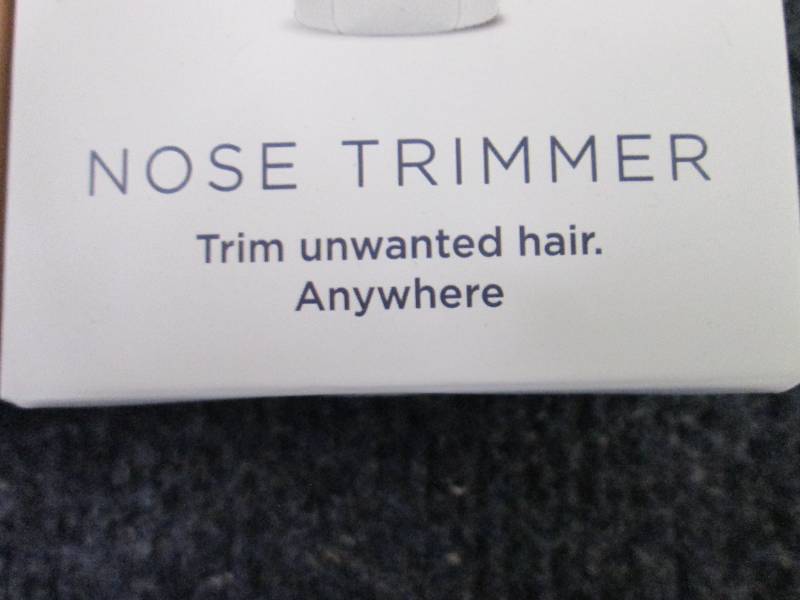 lot 287 image: 4 Pop Sonic Nose & Ear Hair Trimmer...