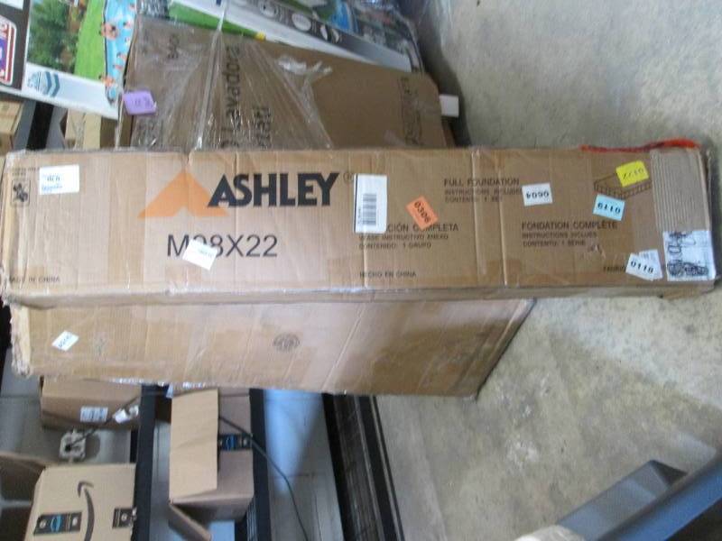 lot 349 image: Signature Design by Ashley Foundati...