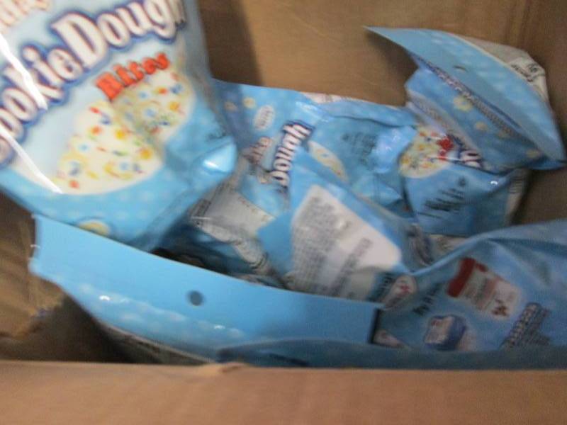 lot 273 image: 8- 10.5 oz pks Birthday Cake Cookie...