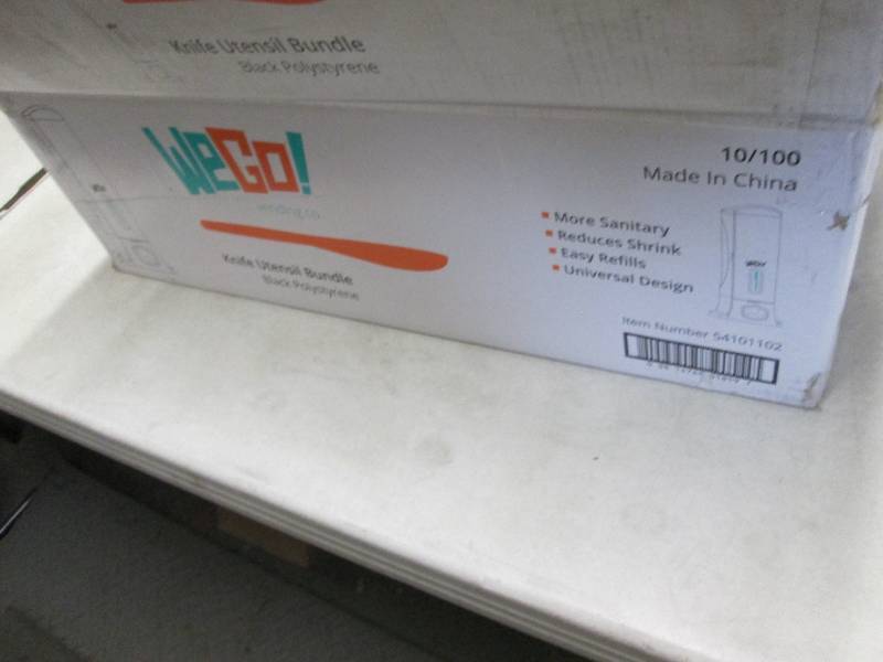 lot 324 image: Case of 1000 WeGo Dispenser Black P...