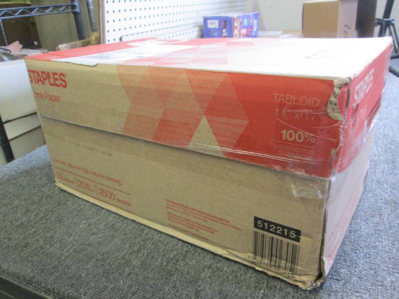 lot 215 image: case of staples copy paper 11x17 25...