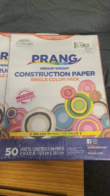 lot 77 image: 500 sheets of high quality brown construction paper