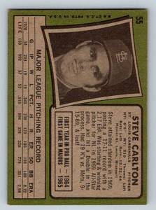 lot 90 image: 1971 Topps Steve Carlton #55 Vintage Baseball Card