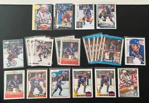 lot 255 image: Mark Messier 23 Card Hockey Lot Years Ranging 1983-1996