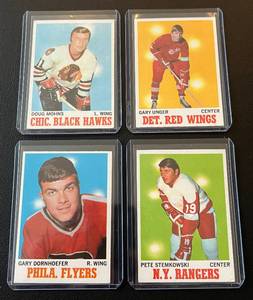 lot 262 image: 1970-71 Topps Hockey 4 Card Vintage Lot