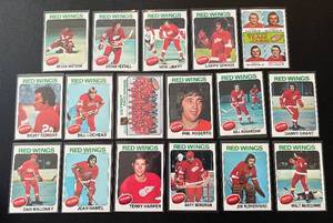 lot 266 image: Detroit Red Wings 1975 Tops 17 Card Vintage Hockey Lot