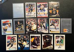 lot 279 image: Mario Lemieux Hockey Card Lot