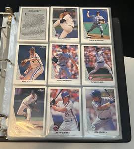 lot 302 image: 1990 Leaf Baseball Complete Set of Cards in binder- Frank Thomas RC