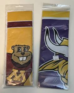 lot 312 image: Minnesota Vikings and University of Minnesota Garden Flags New in Package Football
