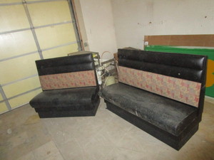 lot 50 image: (2) Booth Benches 4 & 5