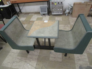 lot 55 image: Restaurant Booth