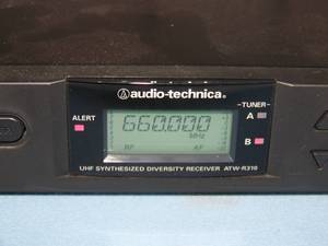 lot 72 image: Audio-Technica Professional  Commercial Wireless Microphone Receiver with Antenna
