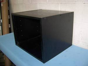 lot 78 image: Middle Atlantic Audio Video Equipment Rack with Rack Rail Mounting