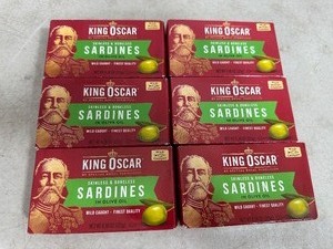 lot 125 image: 6 New King Oscar Sardines in Olive Oil