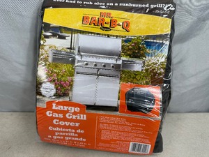 lot 129 image: New Large Gas Grill Cover