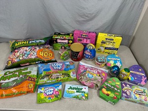 lot 88 image: Large Lot of Candy, Treats, Etc
