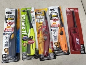 lot 128 image: 4 New Long Reach Specialty Lighters