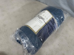 lot 153 image: New Enclave Plush Luxury Throw Blanket