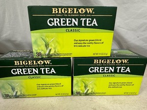 lot 194 image: 60 Tea Bags Bigelow Green Tea Classic Tea