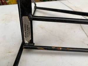 lot 76 image: Saddle Rack