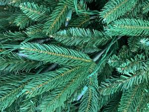 lot 18 image: Lighted Holiday Tree and tins