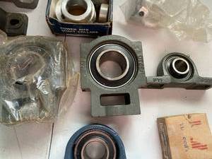 lot 240 image: Assorted Bearings, Chains, Bearing units, Shaft collars