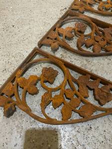 lot 100 image: Cast Iron Sculpture Garden Designs