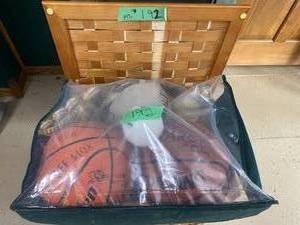lot 192 image: Sports Haul