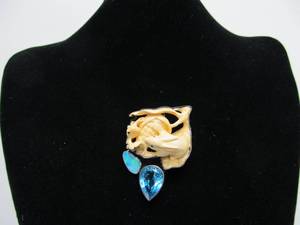 AMY KAHN RUSSELL Handmade Sculptural Brooch Pendant #21 wCarved Rabbit &amp Frog wBlue Gemstones