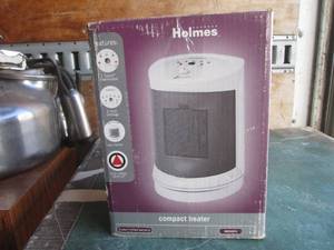 (TRK) Holmes Compact Ceramic Heater - Pre-Owned