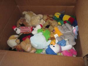 (TRK) Large Box of Stuffed Animals and Beanie Babies