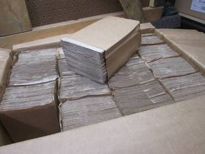 (II) Case of 4000 Single Fold Paper Towels 16 Bundles of 250