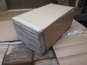 (II) Case of 4000 Single Fold Paper Towels 16 Bundles of 250