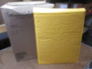 (JJ) Case of 50 Self Seal Cushioned Mailers 14 14 x 20