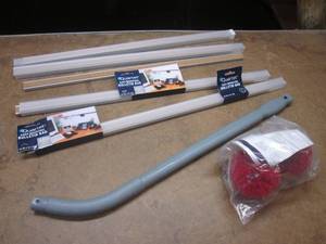(NN) 5 24 Bulletin Bars and Long Handle Brush
