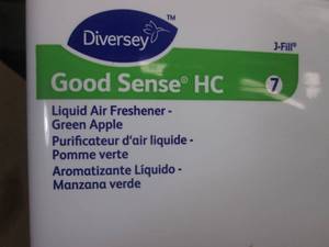 (MM) Box of 2 Diversey Good Sense HC Liquid Air Freshener Green Apple 2.64 Qt Each