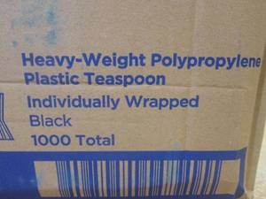 (OO) Case of 1000 Heavy-Weight Plastic Teaspoons in Black Individually Wrapped