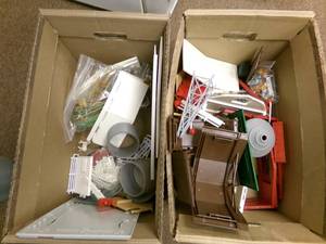 lot 4 image: vintage farm set with toys...