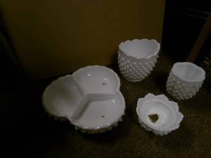lot 9 image: vintage hobnail bubble glass...