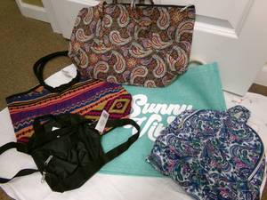 lot 57 image: Misc. lot of purses and bags...