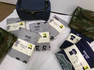 lot 86 image: misc. lot of boys t shirts and show...