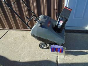 Craftsman snow thrower 3 hp 21 Used condition. Tested & works. As shown.