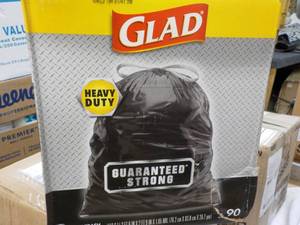Glad Large Trash Bags 90 - 2 ft 6 x 2 ft 9 x 1.05 mil. 30 gallon capacity