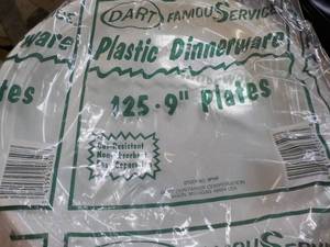 Dart 125 x 9 Plastic Plates...