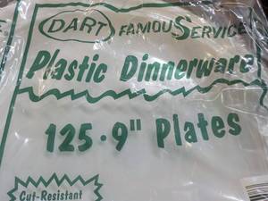 Dart 125 x 9 Plastic Plates...